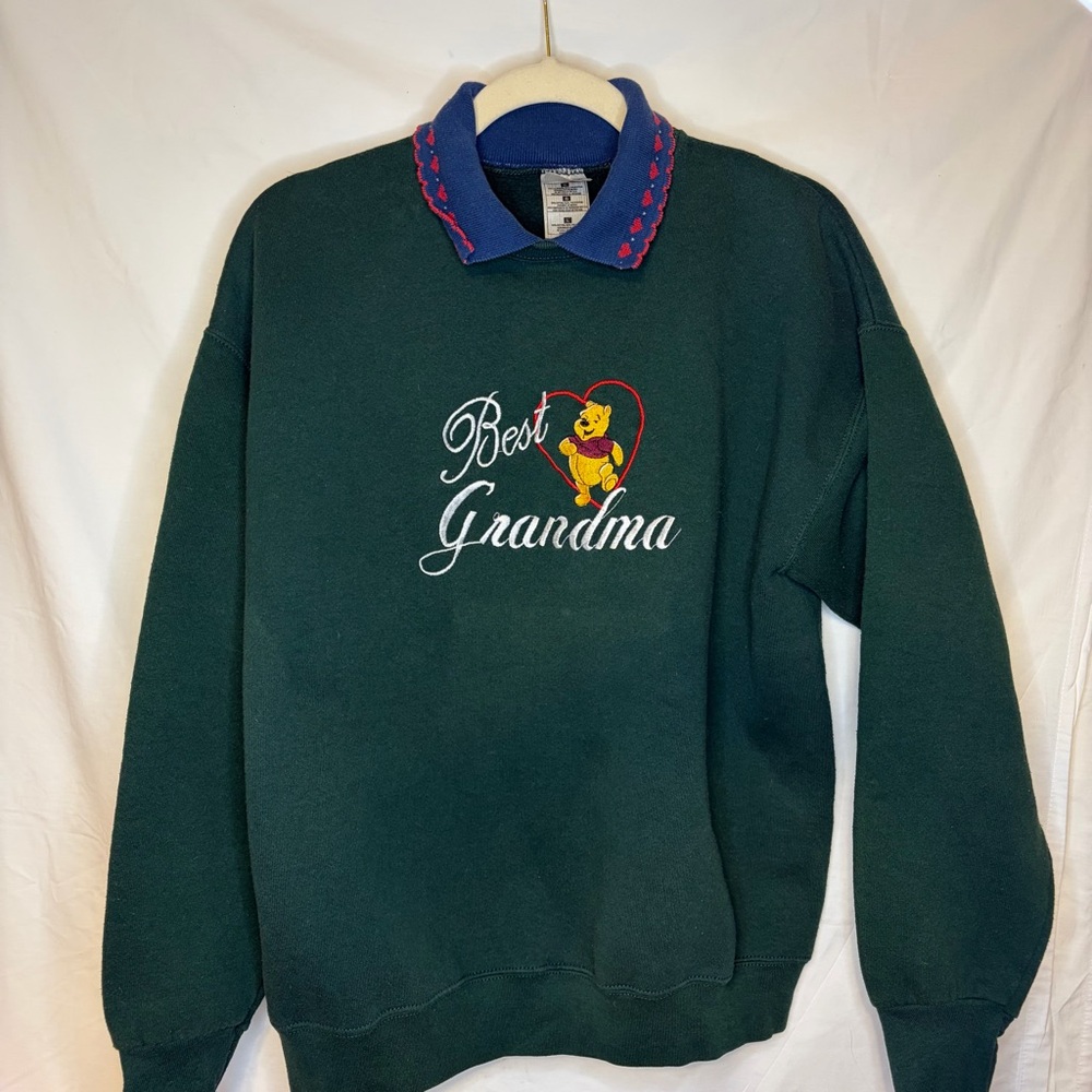 Iconic Pooh bear grandma sweater 90’s vintage